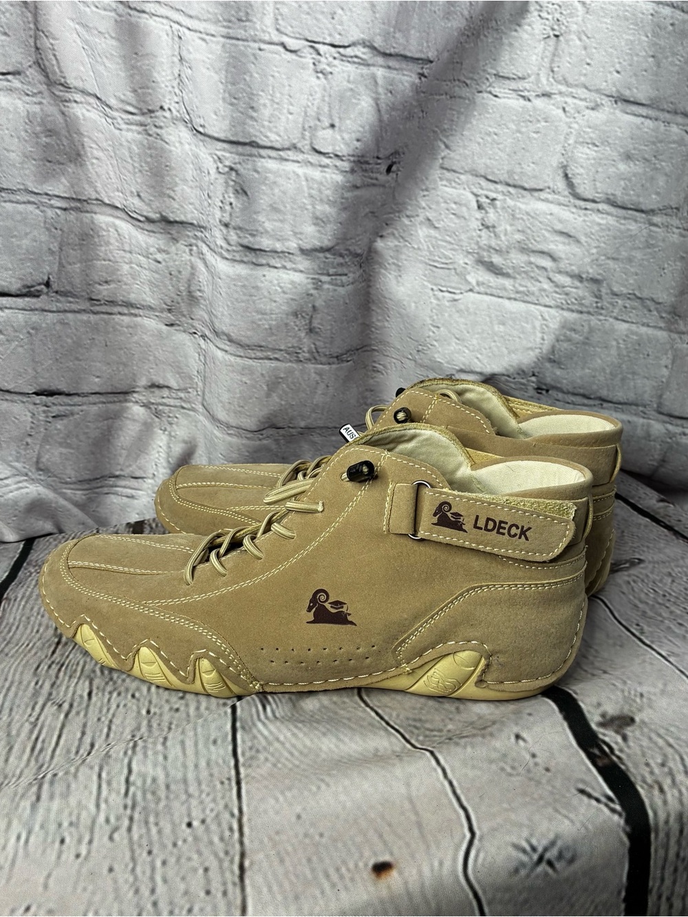 LDECK Explorer Hiking Outdoor Khaki Suede Casual Slip On Shoes Gorpcore Sz EU 38